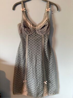 Vintage Soft Lace Chemise Slip in Grey with Pink Trim
